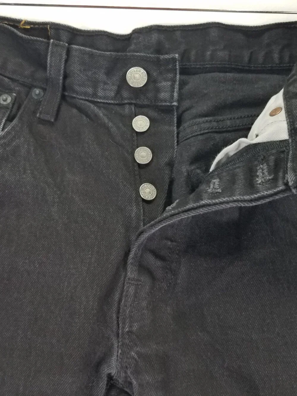 Levi's 501 Jeans Men Sz 31x30.5 Black Button Fly Straight Leg Denim Regular Fit